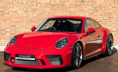 Porsche 911 GT3 Touring 6