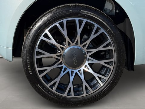 Fiat 500 1.0 Mild Hybrid Top 3dr 11