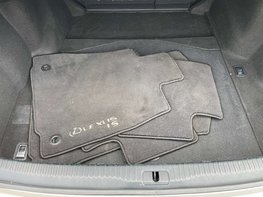 Lexus Is 2.5 IS 300h Advance CVT 4dr 68