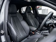 Audi RS3 2.5 TFSI Carbon Vorsprung Saloon 4dr Petrol S Tronic quattro Euro 6 (s/s) ( 11