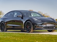 Tesla Model 3 PERFORMANCE AWD 2