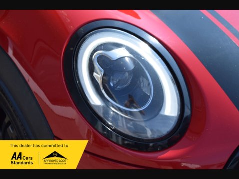 Mini Convertible 2.0 John Cooper Works 2dr 11