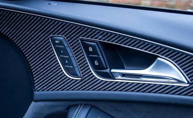 Audi RS6 Avant Performance 31