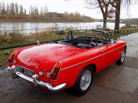 MG MGB MKII ROADSTER 1
