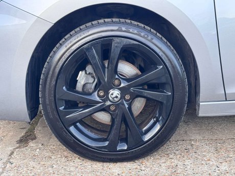 Vauxhall Corsa 1.2 Corsa SRi Premium T 5dr 46
