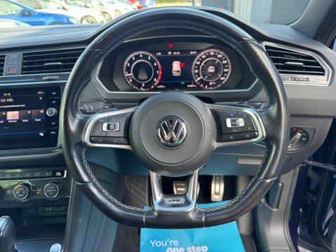 Volkswagen Tiguan R LINE TSI BMT 4MOTION DSG 24