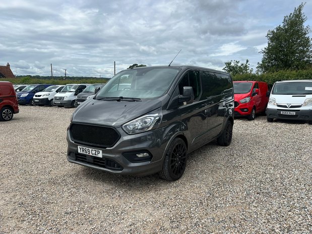 Ford Transit Custom SWB L1H1 Low Roof Limited 280 Air Con Sensors Sport Bodytkit Fitted EURO 6 2