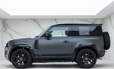 Land Rover Defender 90 V8 Carpathian Edition URBAN 2