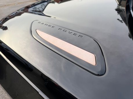 Land Rover Range Rover Velar R-DYNAMIC HSE 300D 17