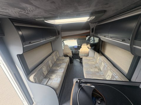 Fiat Ducato AUTO TRAIL CHIEFTAIN SE TAG AXLE 6 BERTH MOTORHOME GARAGE 9