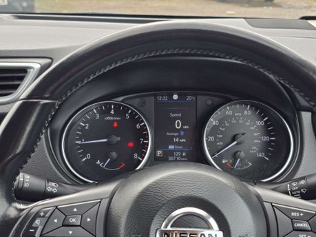 Nissan Qashqai 1.3 DIG-T Acenta Premium SUV 5dr Petrol DCT Auto Euro 6 (s/s) (160 ps) 22