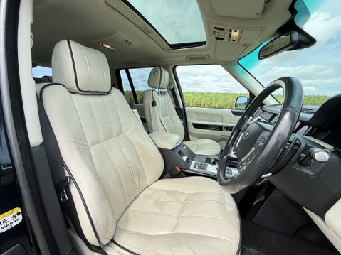 Land Rover Range Rover TDV8 VOGUE 16