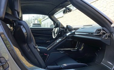 Porsche 918 Spyder 32