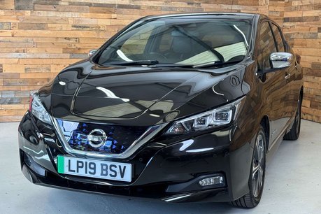 Nissan LEAF 40kWh Tekna Hatchback 5dr Electric Auto (150 ps) 25