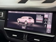 Porsche Cayenne 3.0T V6 GPF SUV 5dr Petrol TiptronicS 4WD Euro 6 (s/s) (340 ps) 54