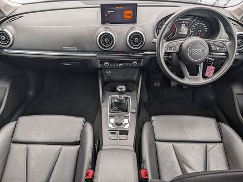 Audi A3 SPORTBACK TFSI SPORT 16