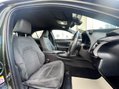 Lexus Ux 250H 32