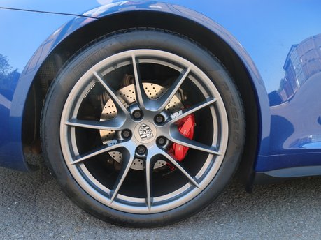 Porsche 911 Carrera 4S PDK Coupe - PSE, BOSE, Sun Roof - Full Porsche Service History Service History