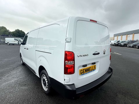 Vauxhall Vivaro 1.5 Vivaro F2900 Prime S/S 5dr 8
