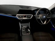 BMW 3 Series 2.0 330e 12kWh SE Pro Touring 5dr Petrol Plug-in Hybrid Auto xDrive Euro 6 18