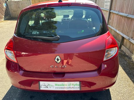 Renault Clio 1.2 DYNAMIQUE TOMTOM 16V 3 Dr 5