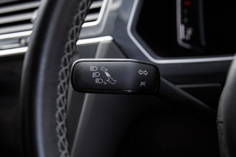 Volkswagen Tiguan R-LINE TECH TDI DSG 17