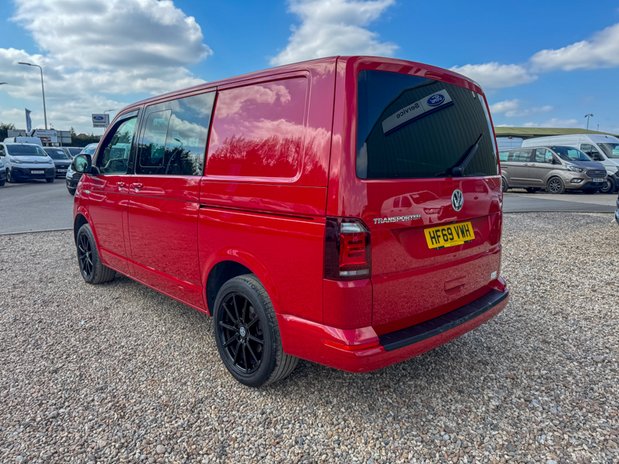 Volkswagen Transporter Crew Cab [SOLD SM] AUTO SWB T30 EDITION 2.0 150ps BMT L1H1 Kombi Air Con 11