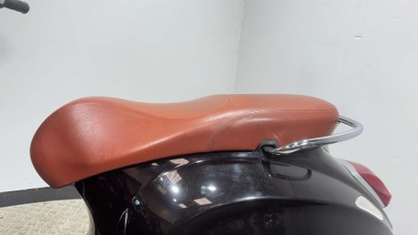 Piaggio Vespa Primavera 2016 17K RUNS WELL EASY LIGHT PROJECT 125CC SCOOTER BIKE 22