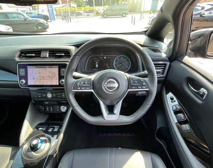 Nissan LEAF Leaf N-Connecta Electric 110Kw 39kWh (AUTOMATIC) 5dr 18