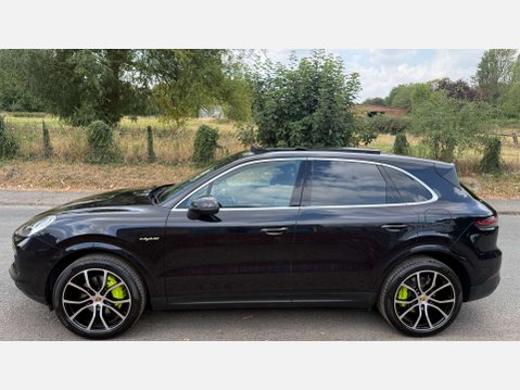 Porsche Cayenne 3.0 Cayenne V6 E-Hybrid Auto 4WD 5dr 45