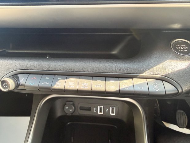 Jeep Avenger SUMMIT 30