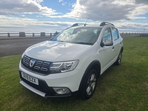 Dacia Sandero Stepway 0.9 TCe Essential Euro 6 (s/s) 5dr 6