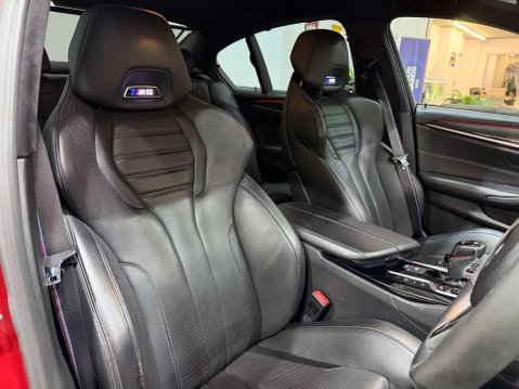 BMW M5 4.4 V8 Saloon 4dr Petrol Steptronic xDrive Euro 6 (s/s) (600 ps) 6