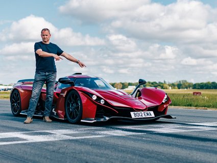Praga Bohema Becomes Fastest Pure Combustion Car Around Top Gear Track