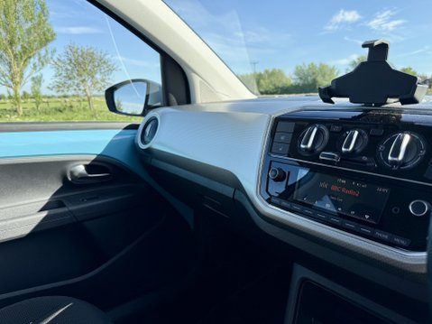 Volkswagen Up HIGH UP 14