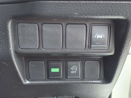Nissan Qashqai 1.3 DIG-T Tekna SUV 5dr Petrol DCT Auto Euro 6 (s/s) (160 ps) 27