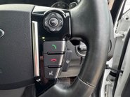 Land Rover Discovery SDV6 HSE 13