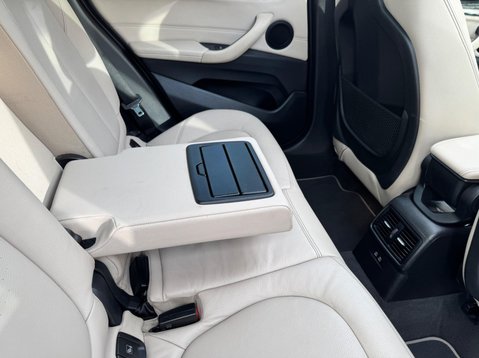 BMW X1 SDRIVE20I XLINE 50