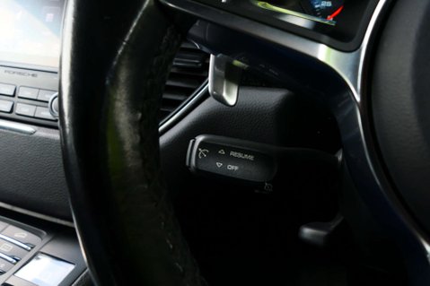 Porsche Macan 3.0 Macan S D Semi-Auto 4WD 5dr 42