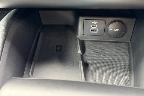 Ford Focus ST -PAN ROOF -PARKING/PERFORMANCE/ASSIST PACKS -HUD -B&O - MEAN GREEN 53