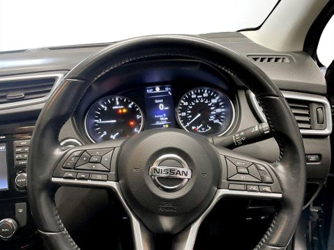 Nissan Qashqai 1.5 dCi N-Connecta SUV 5dr Diesel Manual Euro 6 (s/s) (115 ps) 13