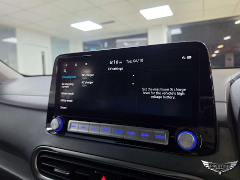 Hyundai KONA 64kWh Premium Auto 5dr (10.5kW Charger) 83
