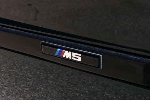 BMW M5 4.9 M5 4dr 20