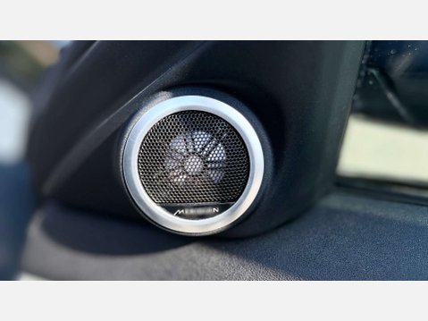 Land Rover Range Rover Evoque 2.0 Range Rover Evoque First Edition D Auto 4WD 5dr 32