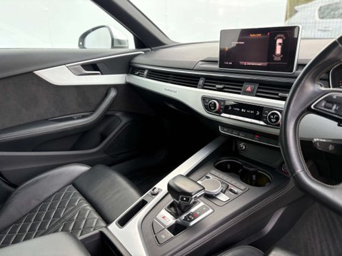 Audi A4 3.0 S4 TFSI Quattro Auto 4WD 5dr 5