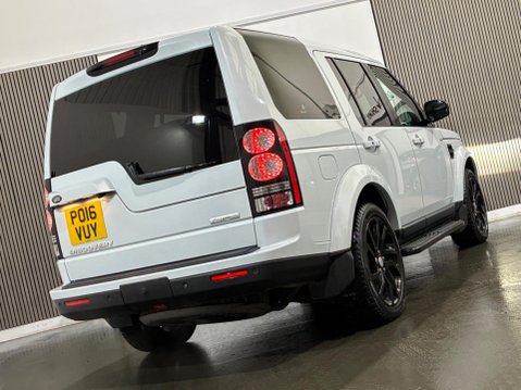 Land Rover Discovery 3.0 SD V6 Landmark Auto 4WD Euro 6 (s/s) 5dr 29