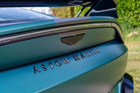 Aston Martin Vantage F1 Edition 24