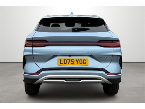 BYD Seal U 1.5 DM-i PHEV Boost Auto 8