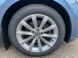 Volkswagen Passat 2.0 Passat SE Business TDI BlueMotion Technology 4dr 13