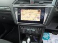 Volkswagen Tiguan 2.0 TDI SEL SUV 5dr Diesel DSG Euro 6 (s/s) (150 ps) 23